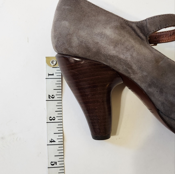 ANTHROPOLOGIE CHIE MIHARA SUEDE MARY JANE HEELS 8.5 - Picture 5 of 10